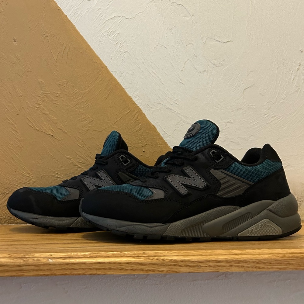 New Balance 580